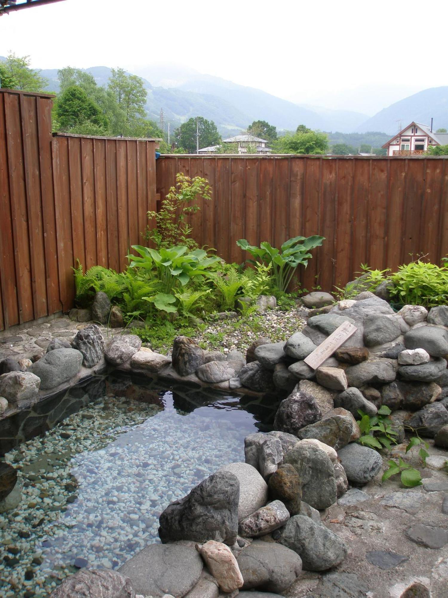 Alpine Wind Bed & Breakfast Hakuba Dış mekan fotoğraf