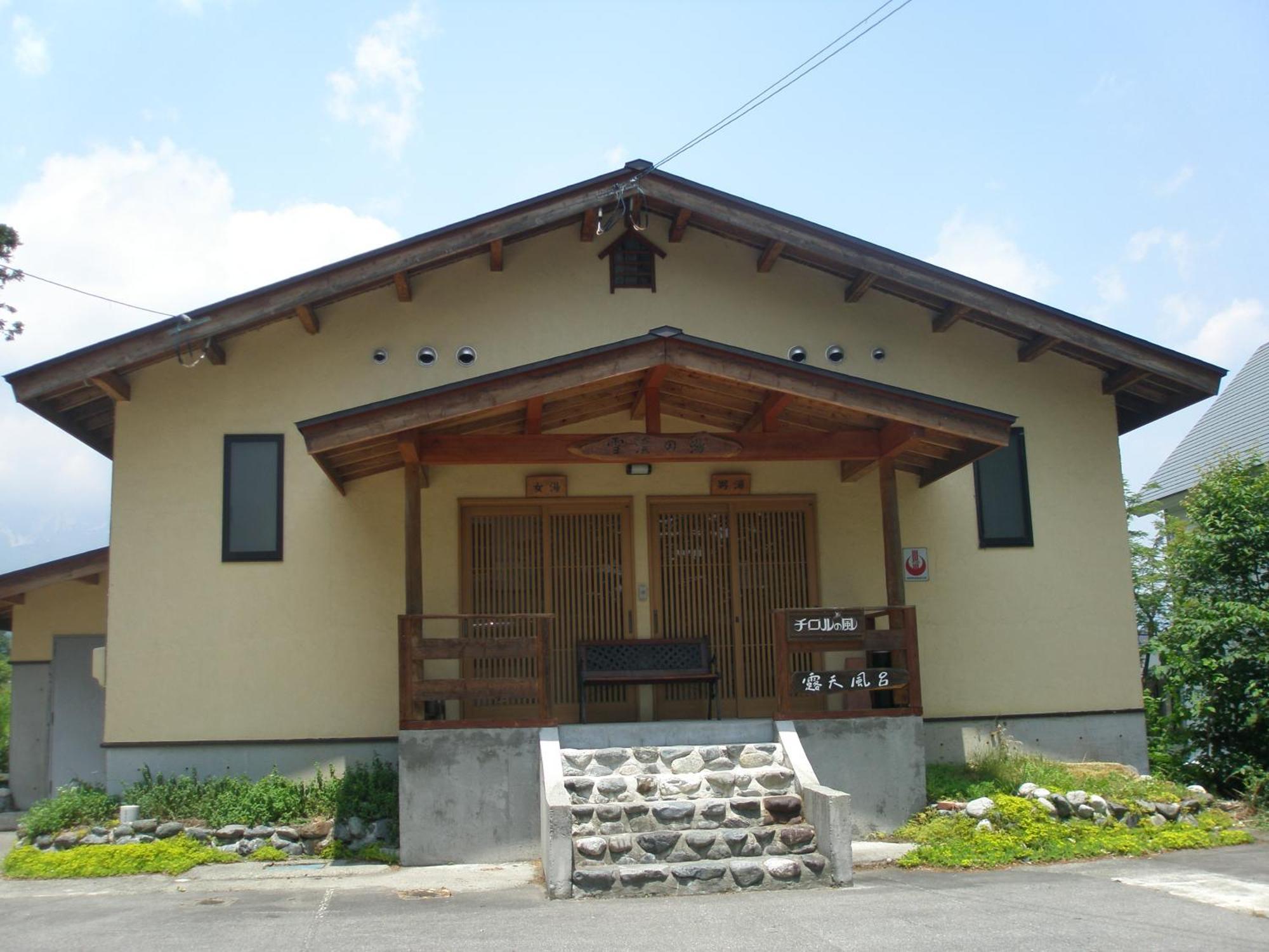 Alpine Wind Bed & Breakfast Hakuba Dış mekan fotoğraf