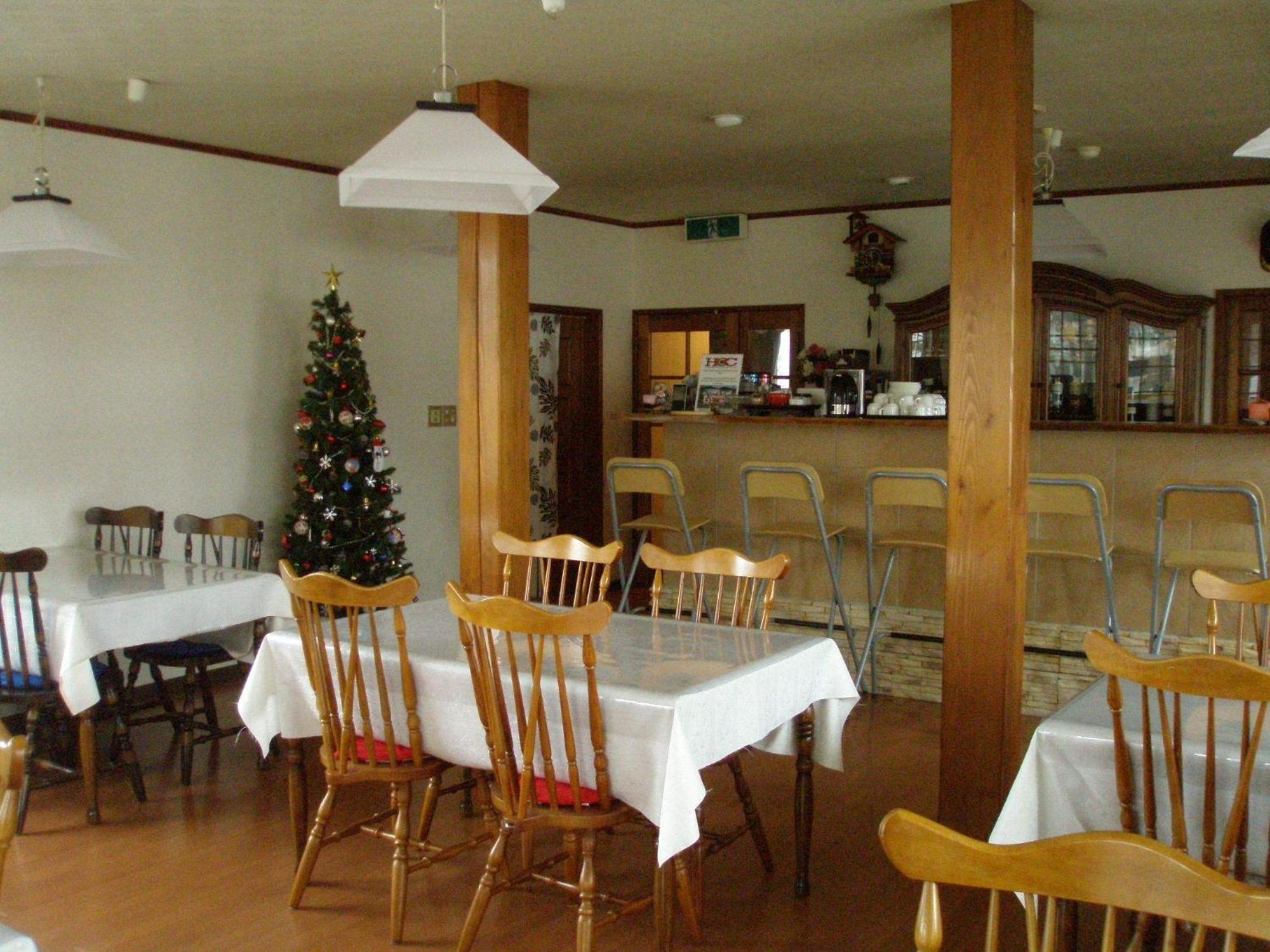 Alpine Wind Bed & Breakfast Hakuba Dış mekan fotoğraf