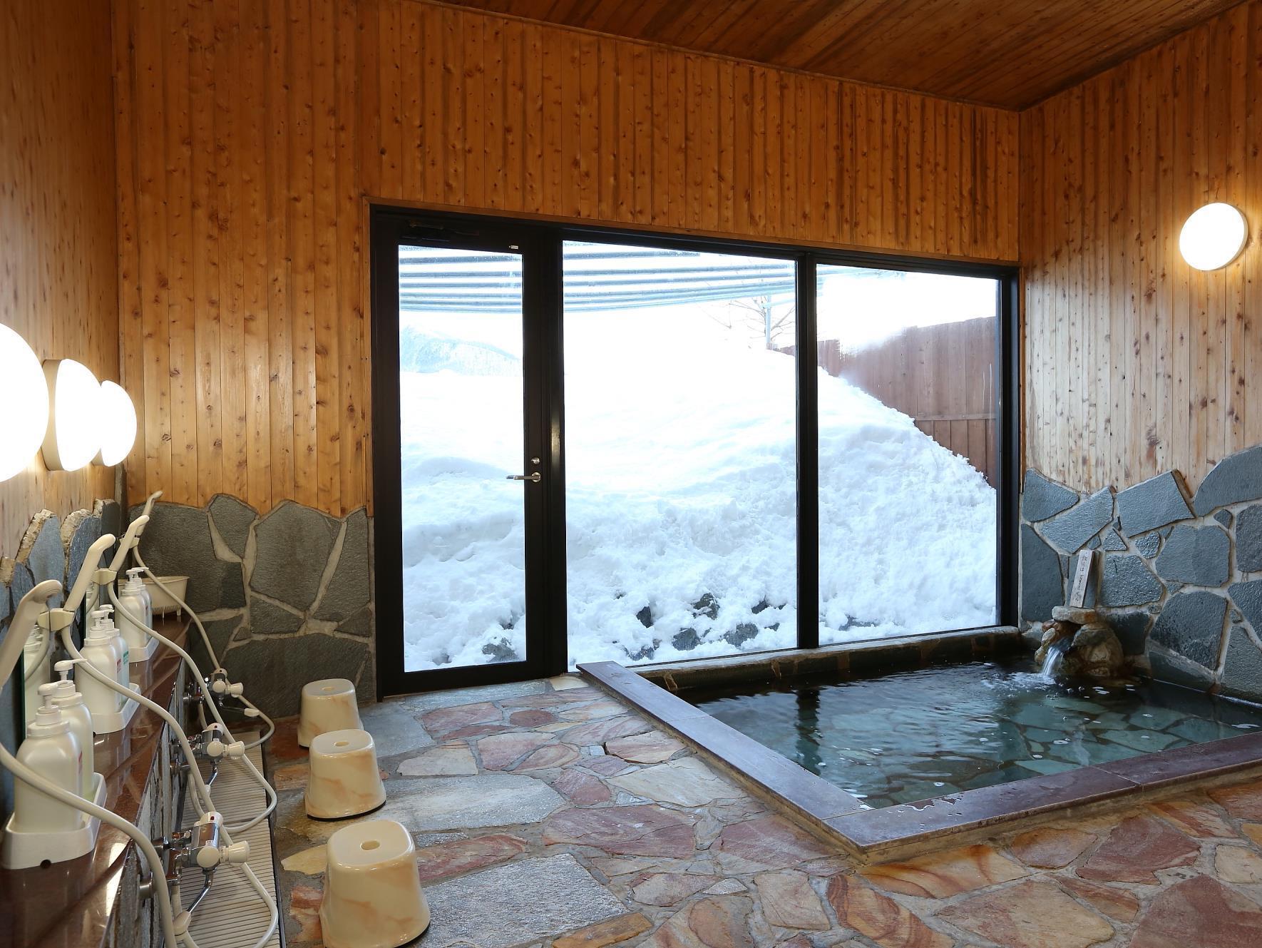 Alpine Wind Bed & Breakfast Hakuba Dış mekan fotoğraf